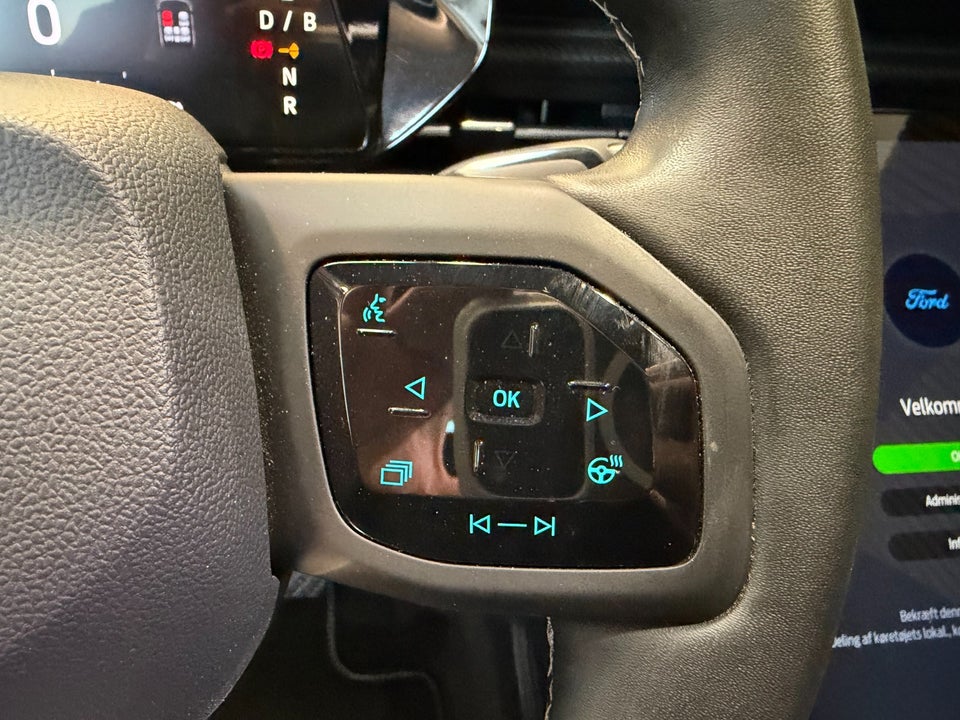 Ford Explorer 77 Premium Extended Range 5d