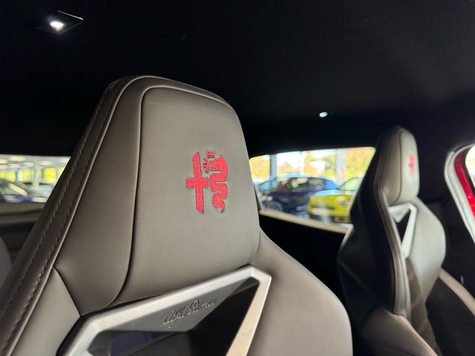 Alfa Romeo Junior Elettrica Speciale 5d