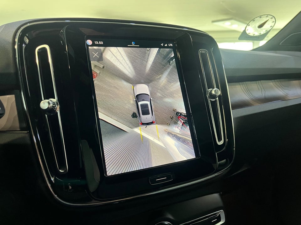 Volvo XC40 P6 ReCharge Plus 5d