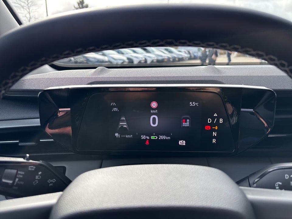 Ford Explorer 79 Select Extended Range AWD 5d