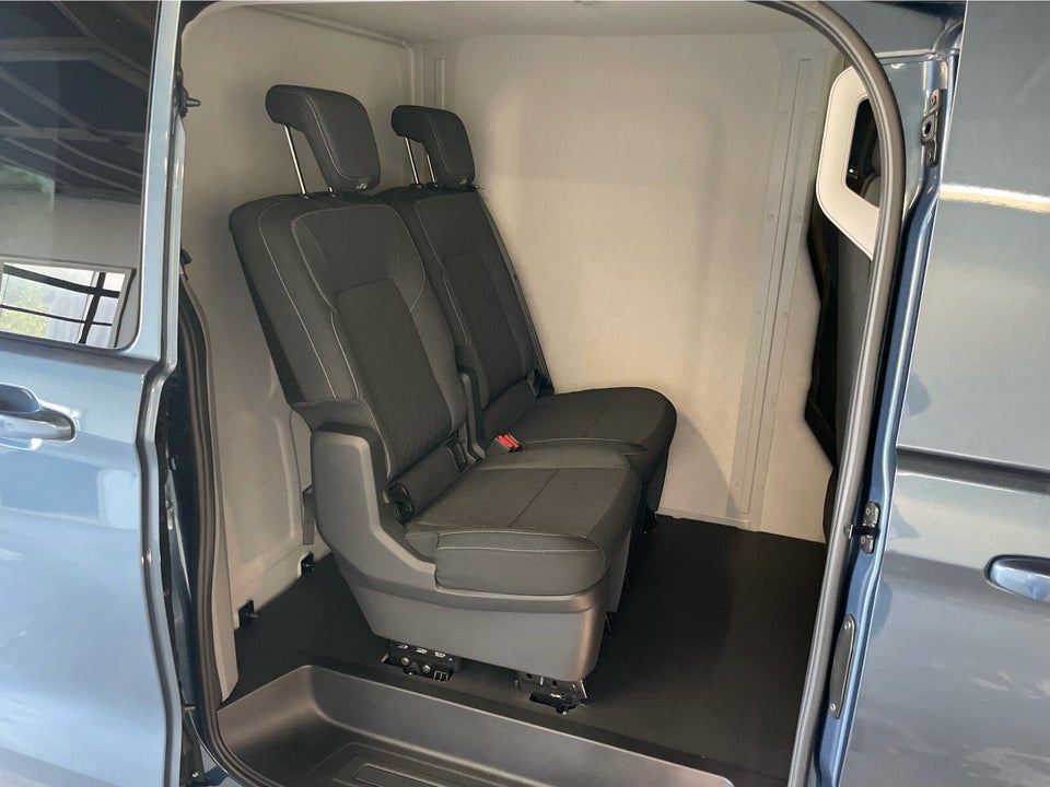 Ford E-Transit Custom 320 L1 71 Limited Mandskabsvogn