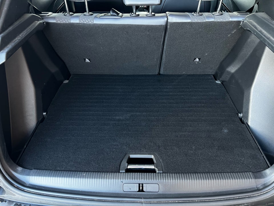 Peugeot 2008 1,5 BlueHDi 100 Edition:210+ 5d