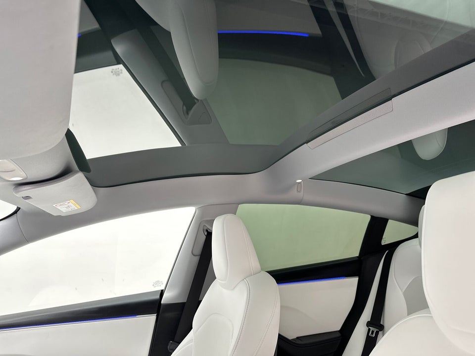 Tesla Model 3 Long Range RWD 4d