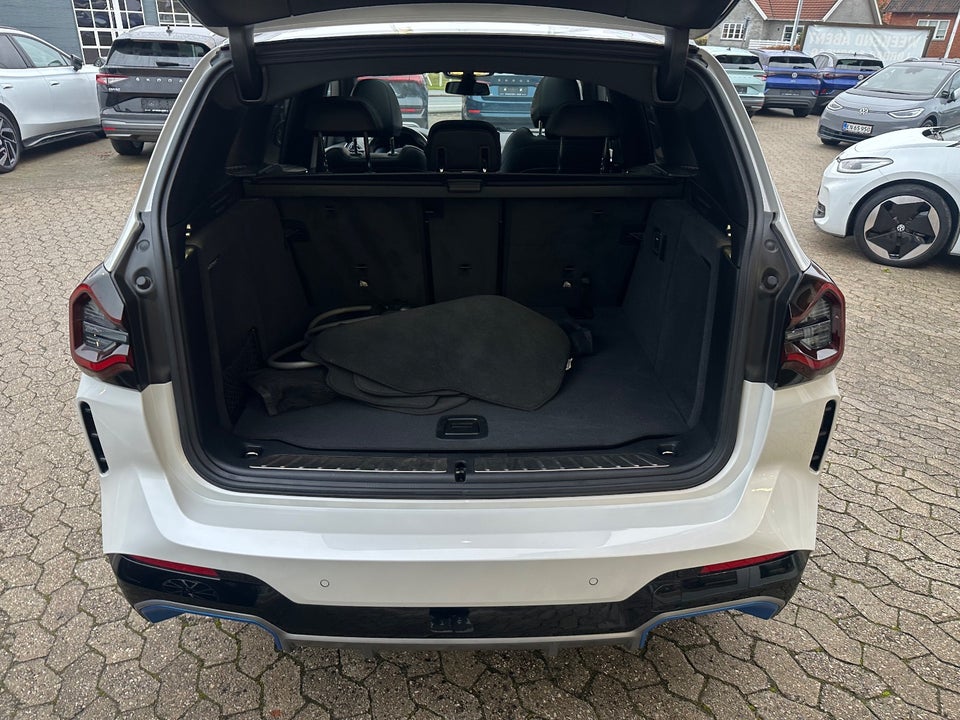 BMW iX3 Charged M-Sport 5d