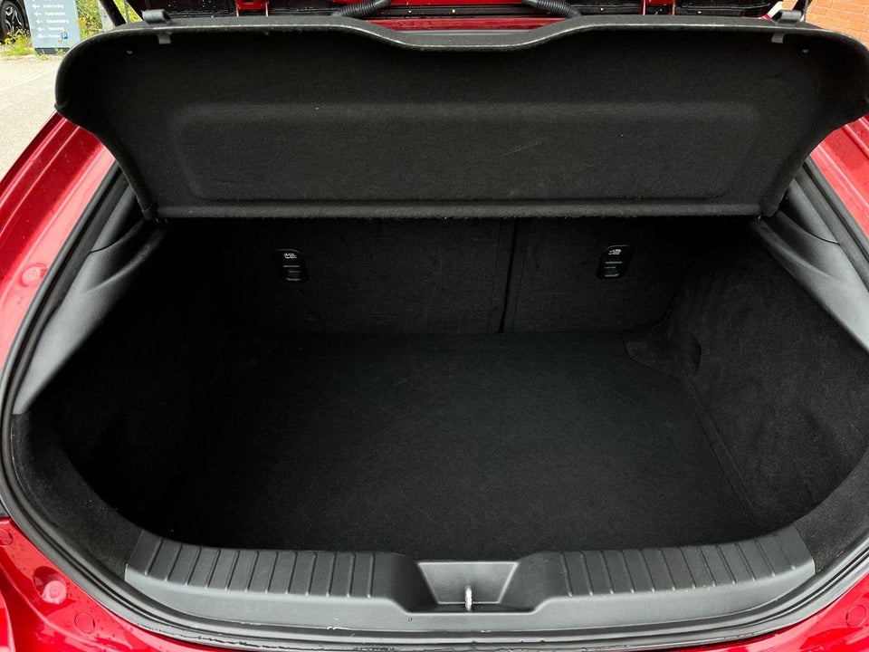 Mazda 3 2,0 e-SkyActiv-G 150 Cosmo aut. 5d