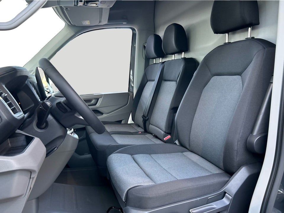 VW Crafter 35 2,0 TDi 177 Kassevogn L3H2
