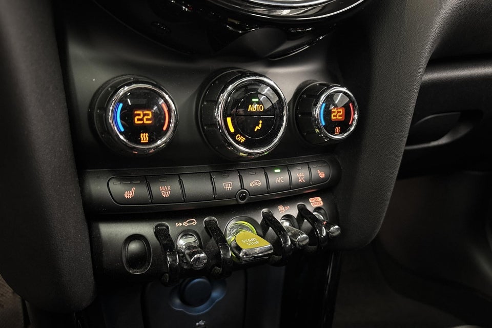 MINI Cooper SE Camden Edition 3d