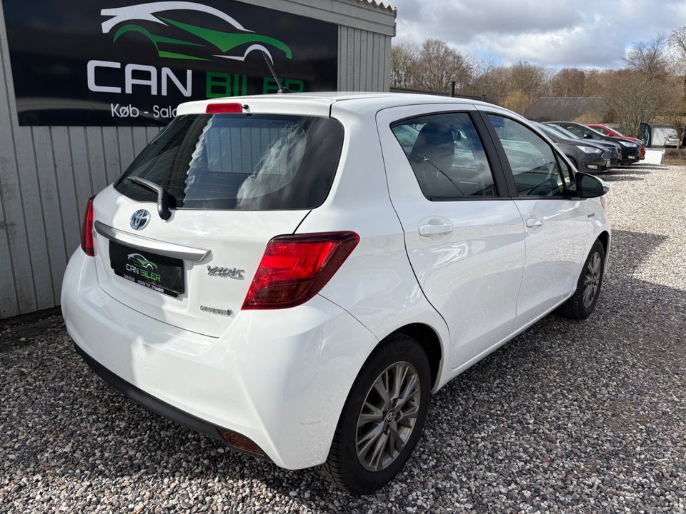 Toyota Yaris 1,5 Hybrid H2 Komfort e-CVT Van 5d