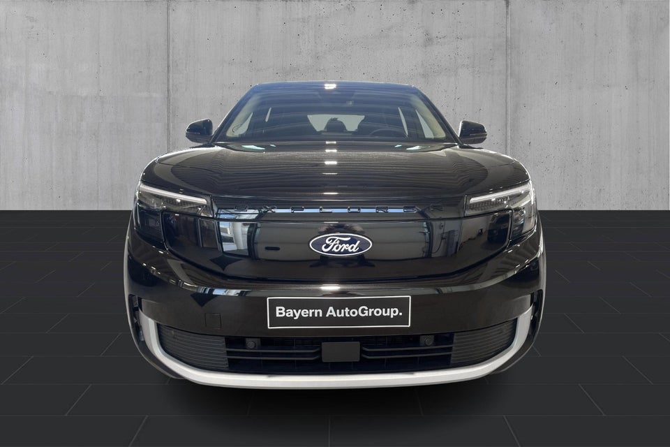 Ford Explorer 77 Premium Extended Range 5d