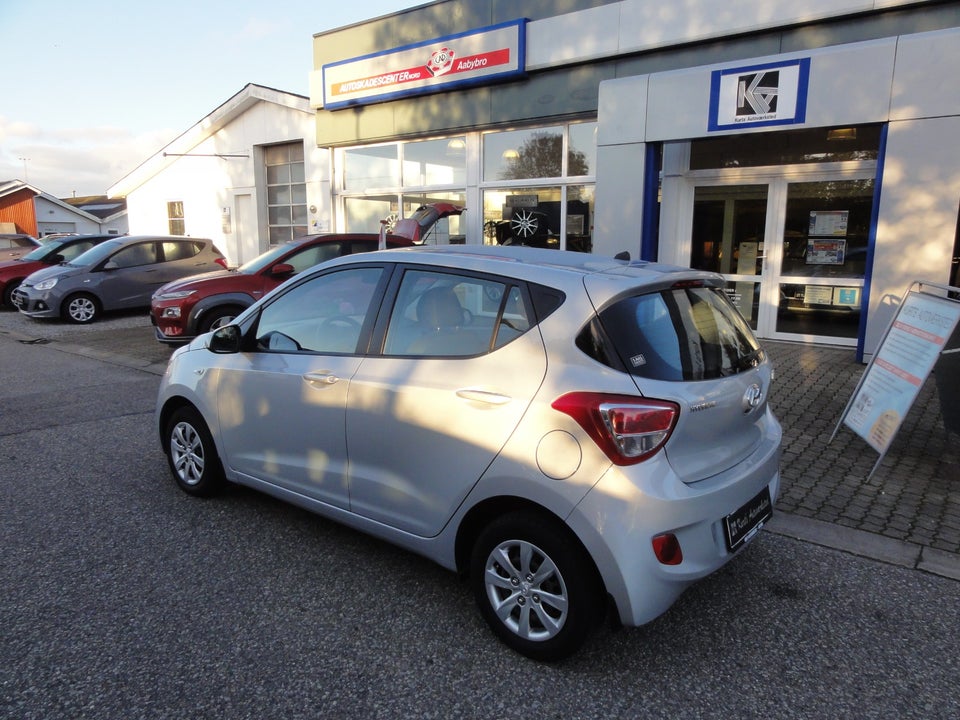 Hyundai i10 1,0 Passion 5d