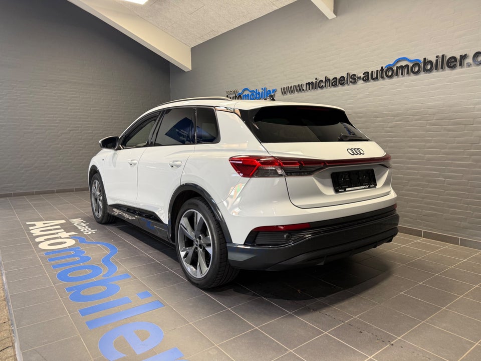 Audi Q4 e-tron 35 S-line 5d