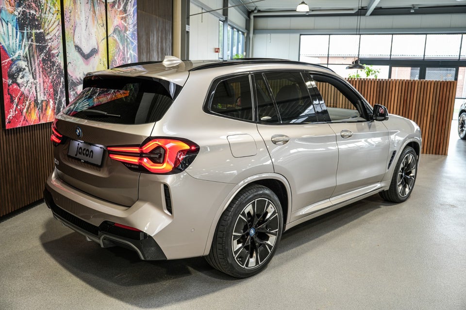 BMW iX3 Charged Plus M-Sport 5d