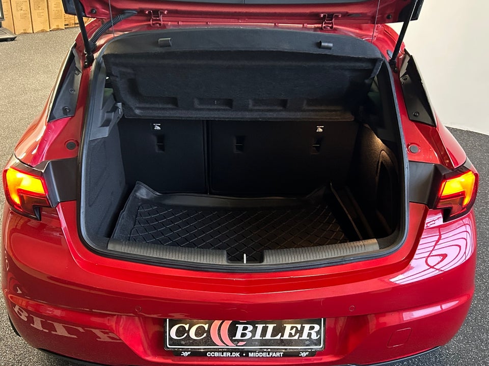 Opel Astra 1,5 D 105 Elegance 5d