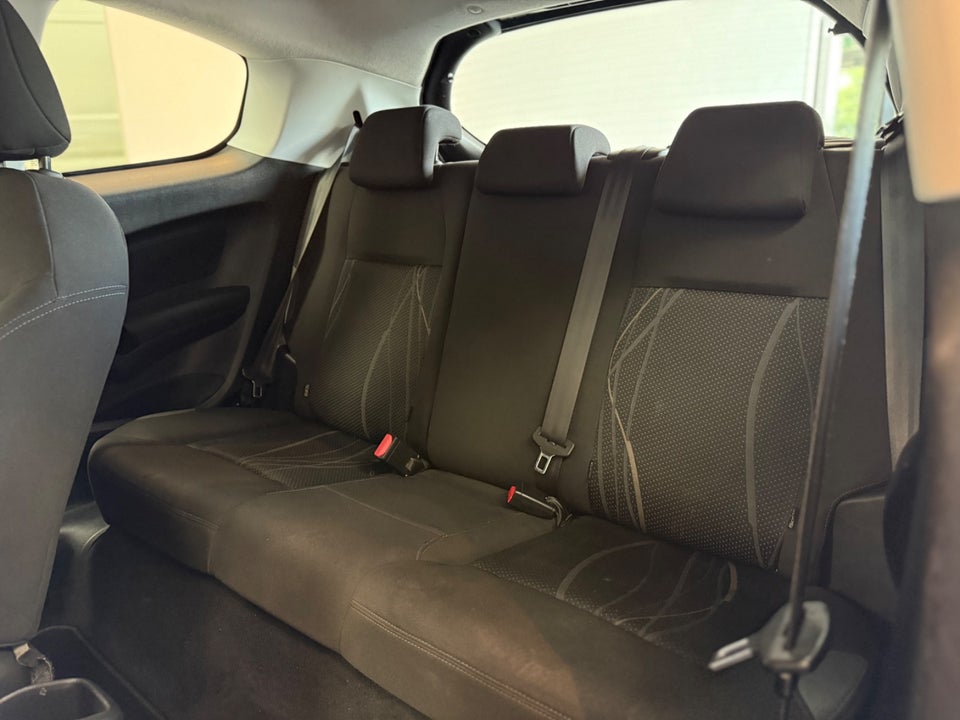 Peugeot 208 1,6 e-HDi 92 Active 3d