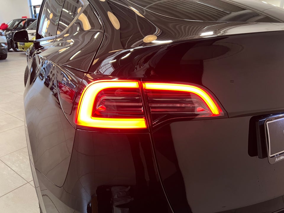 Tesla Model Y Long Range RWD 5d