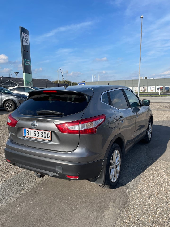 Nissan Qashqai 1,5 dCi 110 N-Connecta 5d