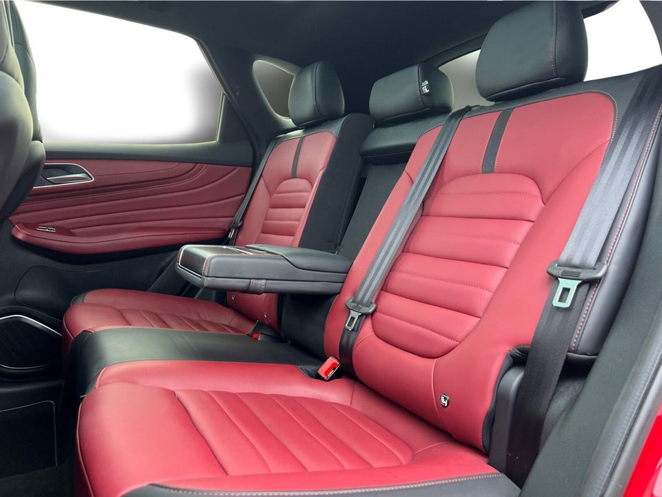 MG EHS 1,5 PHEV Luxury 5d