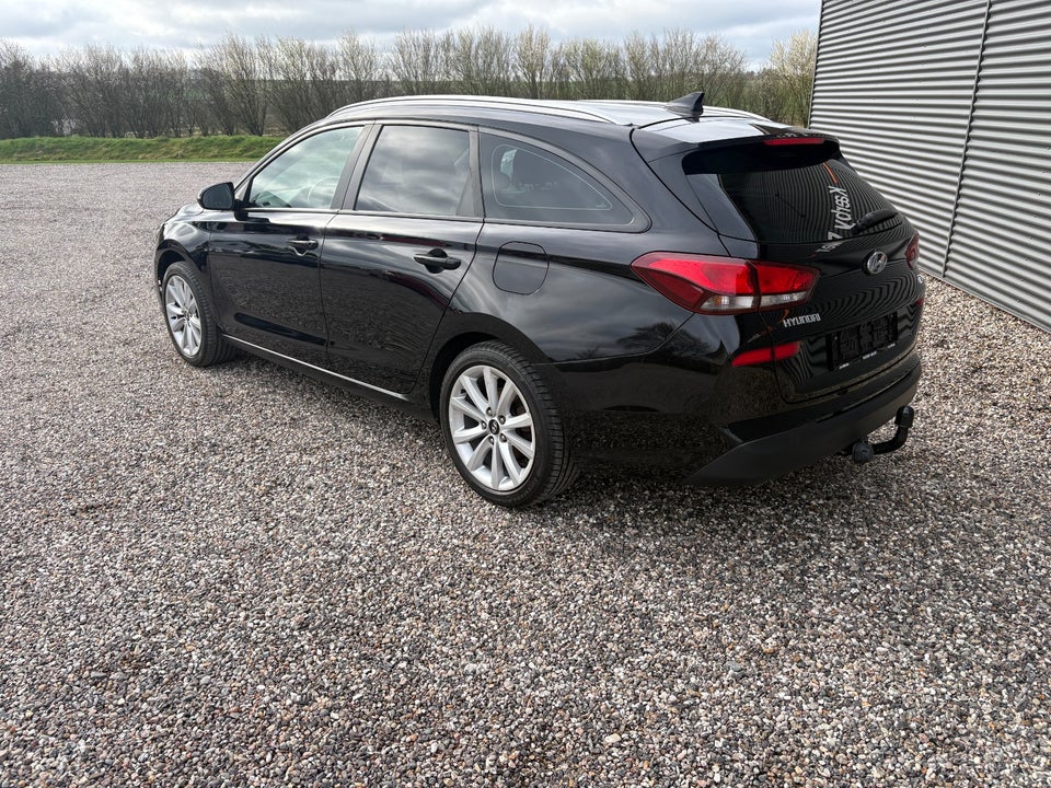 Hyundai i30 1,0 T-GDi Life Komfort stc. 5d