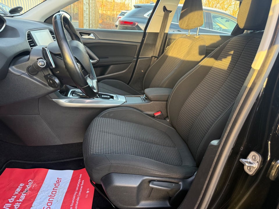 Peugeot 308 1,5 BlueHDi 130 Allure Business SW EAT8 5d