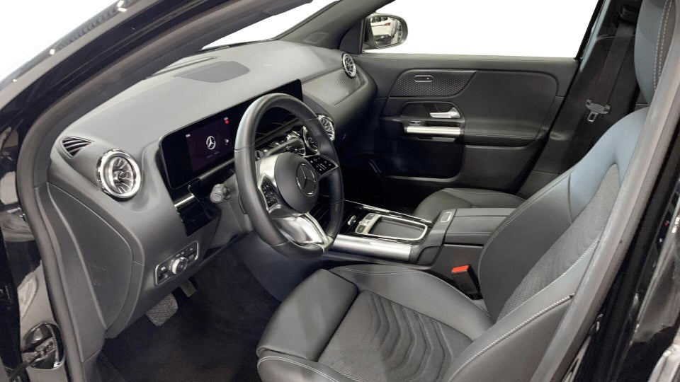 Mercedes EQA250+ Progressive 5d