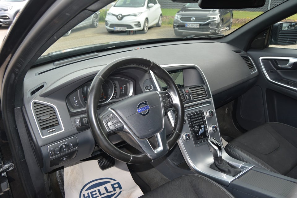 Volvo XC60 2,4 D4 190 Momentum aut. AWD 5d