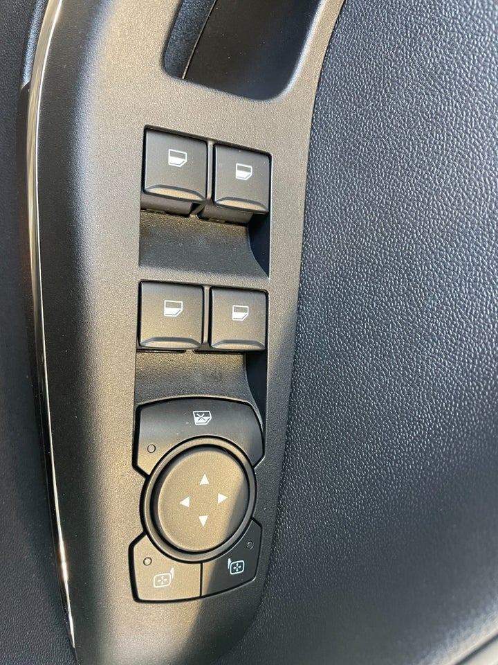 Ford Fiesta 1,0 EcoBoost Titanium 5d