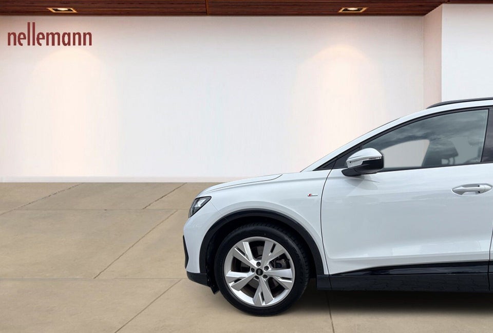 Audi Q4 e-tron 40 S-line 5d