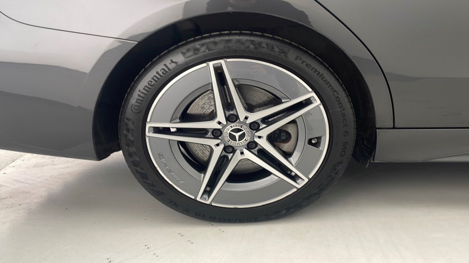 Mercedes C300 e 2,0 AMG Line stc. aut. 5d