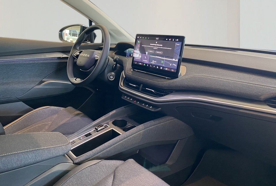 Skoda Elroq 60 iV Loft 5d