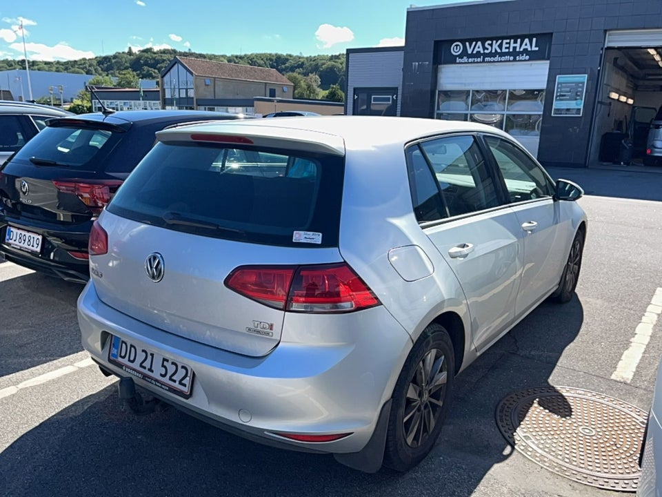 VW Golf VII 1,6 TDi 105 Comfortline DSG BMT 5d