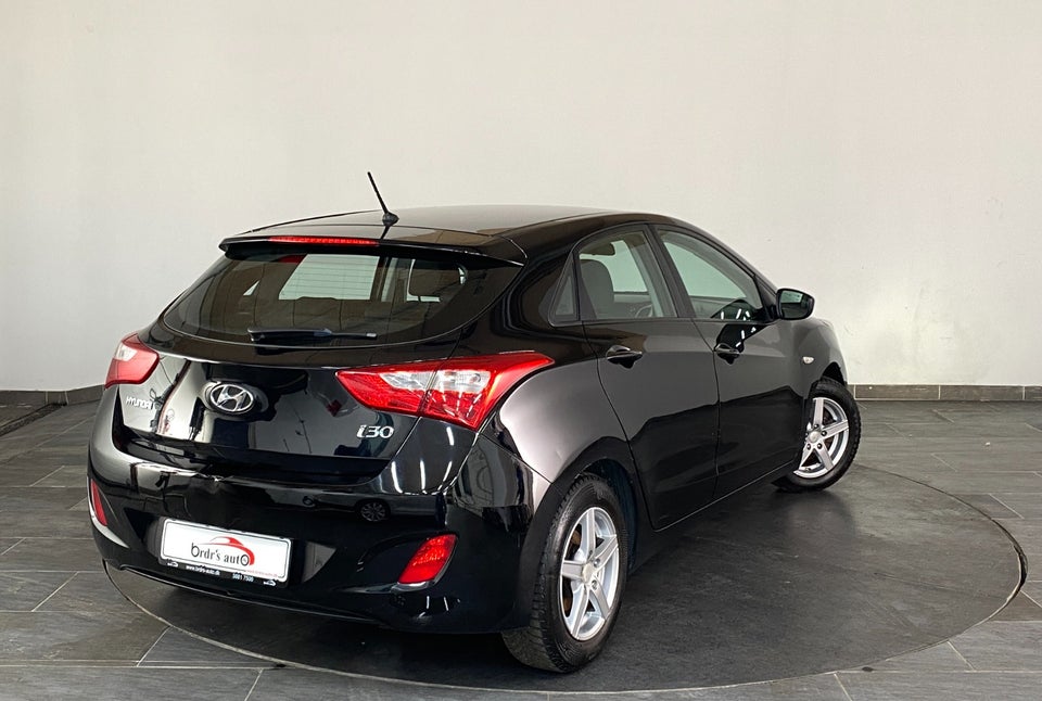 Hyundai i30 1,4 Life+ 5d