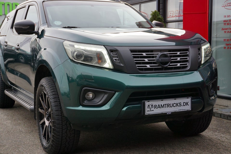 Nissan Navara 2,3 dCi 190 Db.Kab Tekna aut. 4d