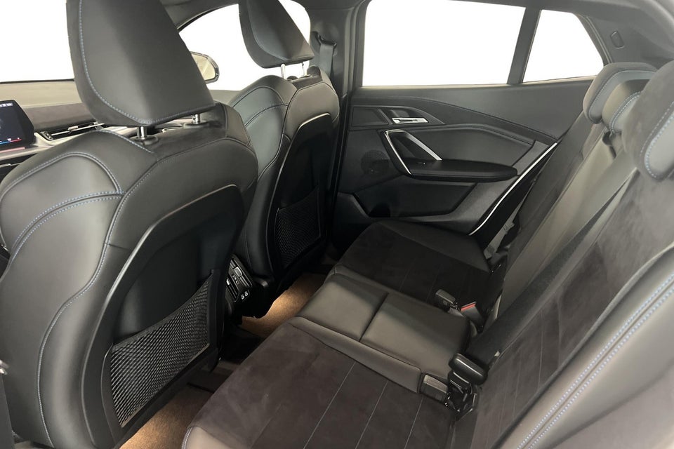 BMW iX2 eDrive20 M-Sport 5d