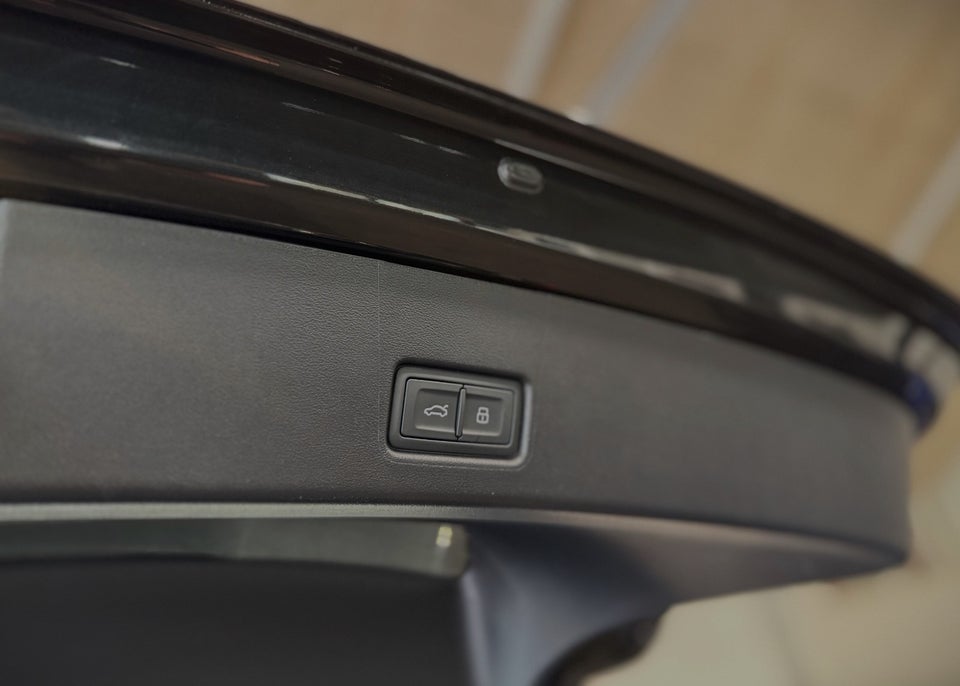 Audi Q4 e-tron 45 Advanced Sportback 5d