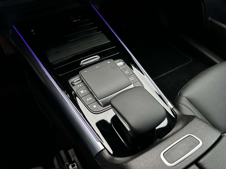 Mercedes EQA250 Progressive 5d