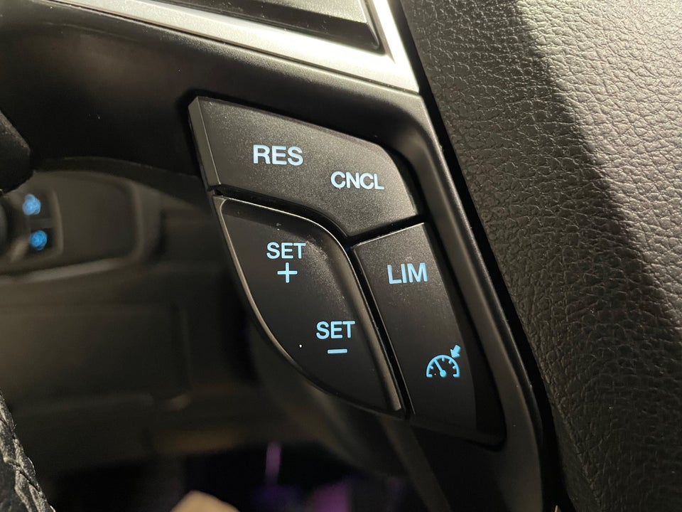 Ford Galaxy 2,0 EcoBlue Titanium 5d