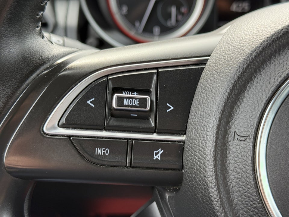 Suzuki Swift 1,2 mHybrid Club 5d