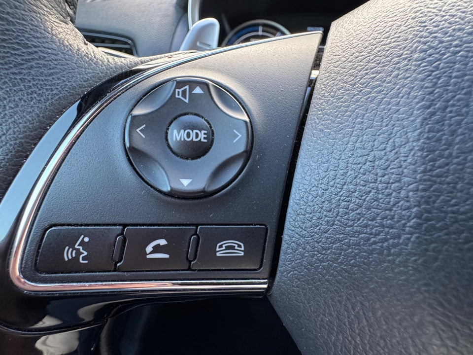 Mitsubishi Eclipse Cross 2,4 PHEV Sport Lux CVT 4WD 5d