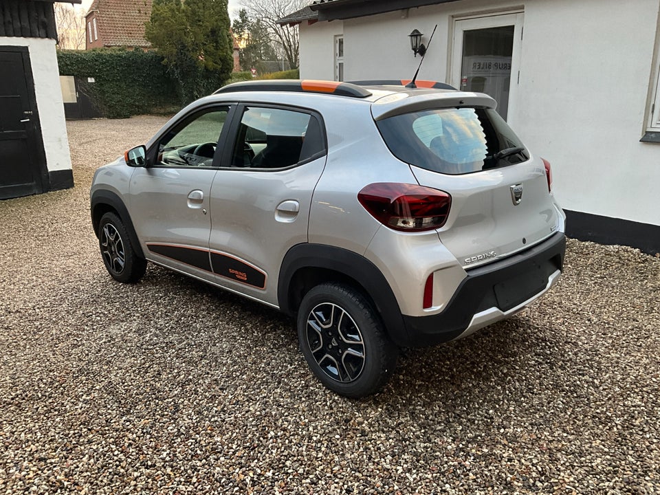 Dacia Spring Comfort+ 5d