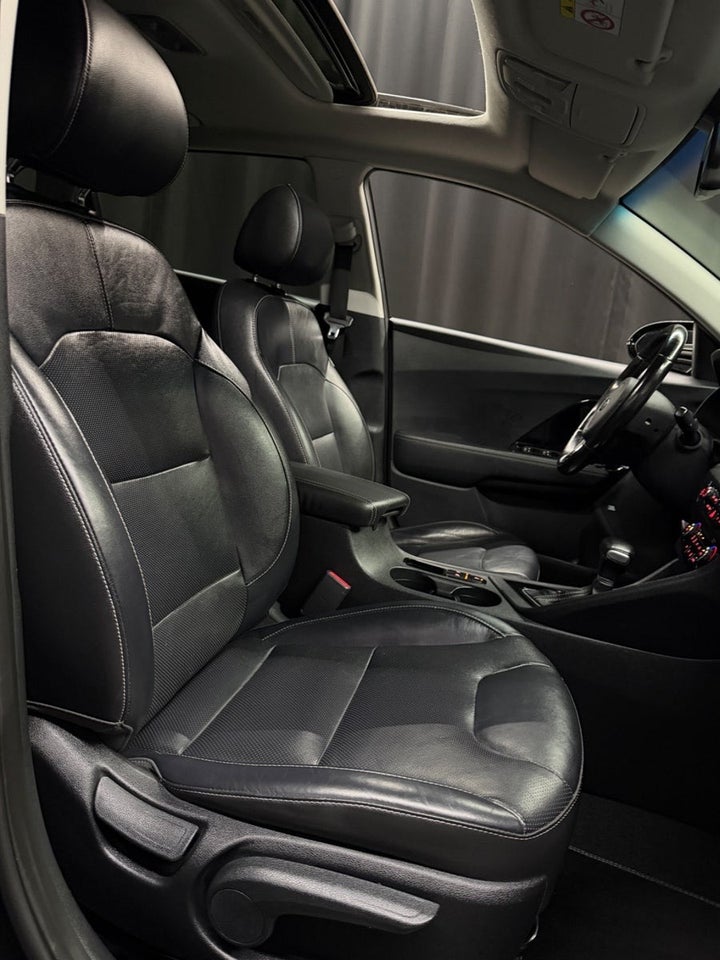 Kia Niro 1,6 PHEV Advance+ DCT 5d