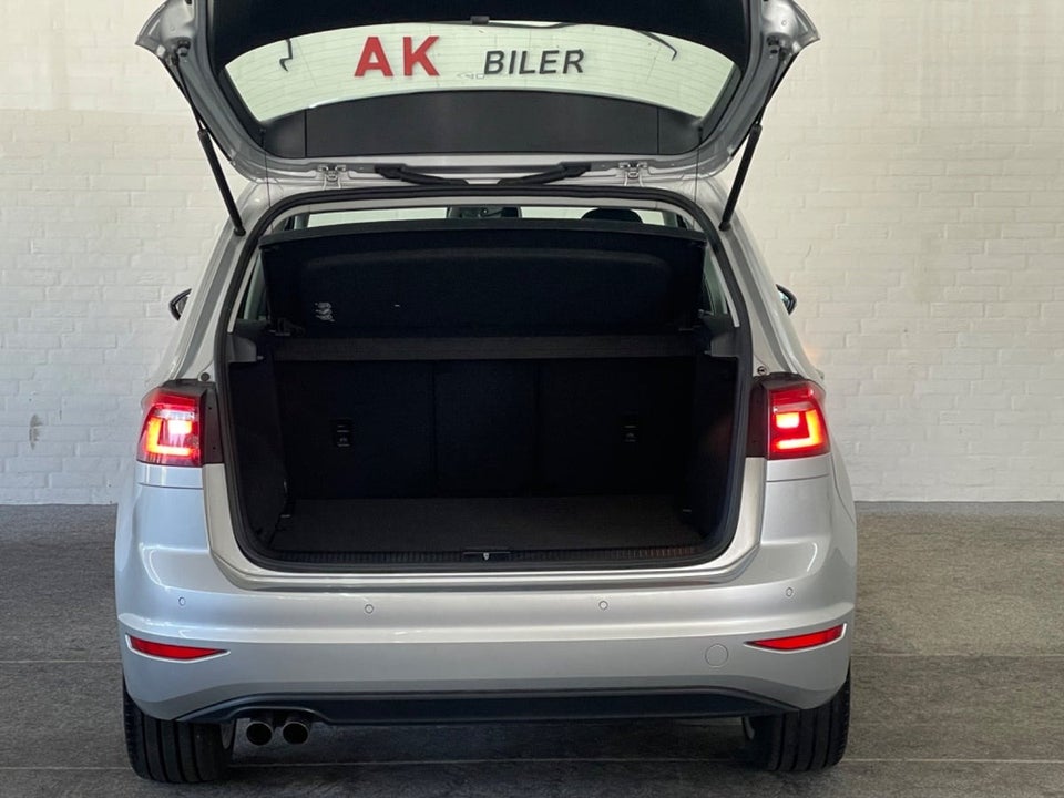 VW Golf Sportsvan 2,0 TDi 150 Highline DSG BMT 5d