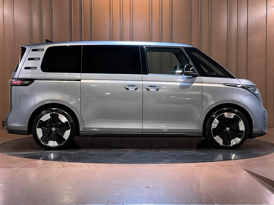 VW ID.Buzz 77 Pro SWB 5d