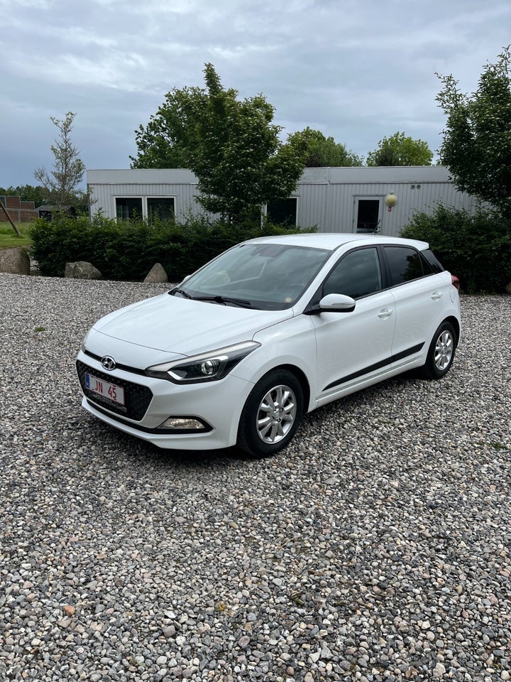 Hyundai i20 1,1 CRDi 75 Go 5d