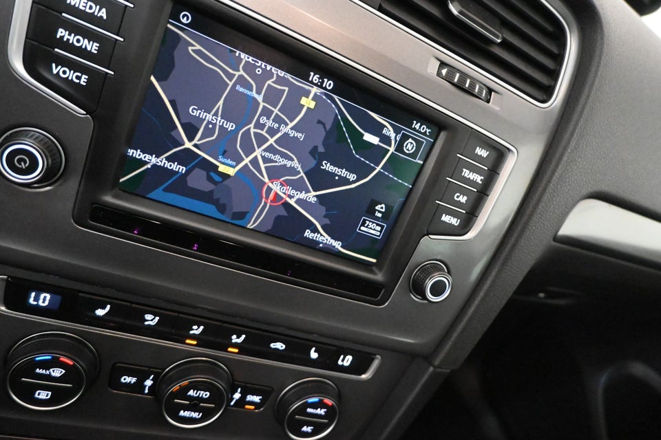 VW Golf VII 1,4 TSi 125 Style Variant DSG BMT 5d