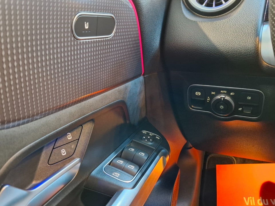 Mercedes EQB300 4Matic 5d