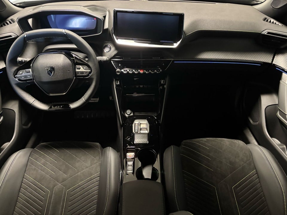 Peugeot e-2008 54 GT 5d