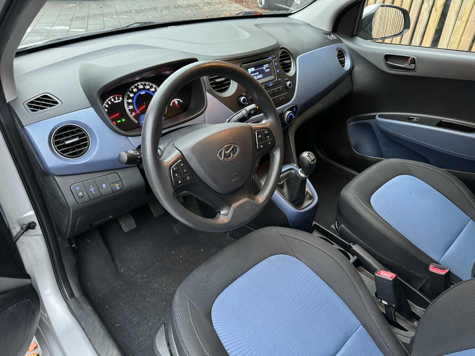 Hyundai i10 1,0 Vision 5d