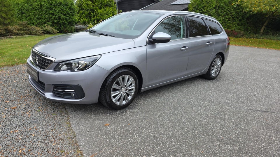 Peugeot 308 1,6 BlueHDi 120 Allure SW 5d