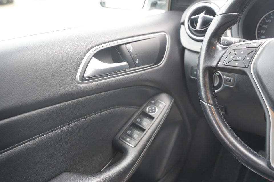 Mercedes B200 1,6 BE 5d