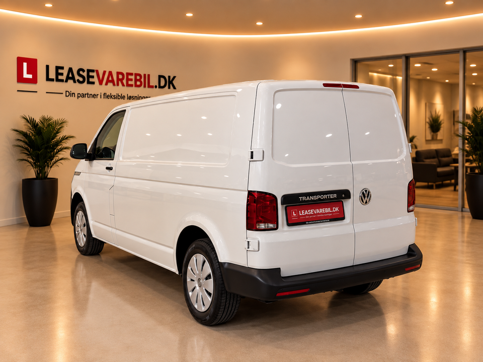 VW Transporter 2,0 TDi 150 Kassevogn DSG lang